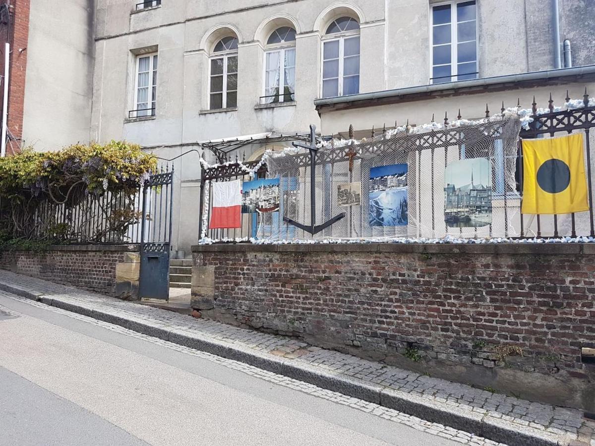 Le Rock Studio Honfleur Exteriör bild